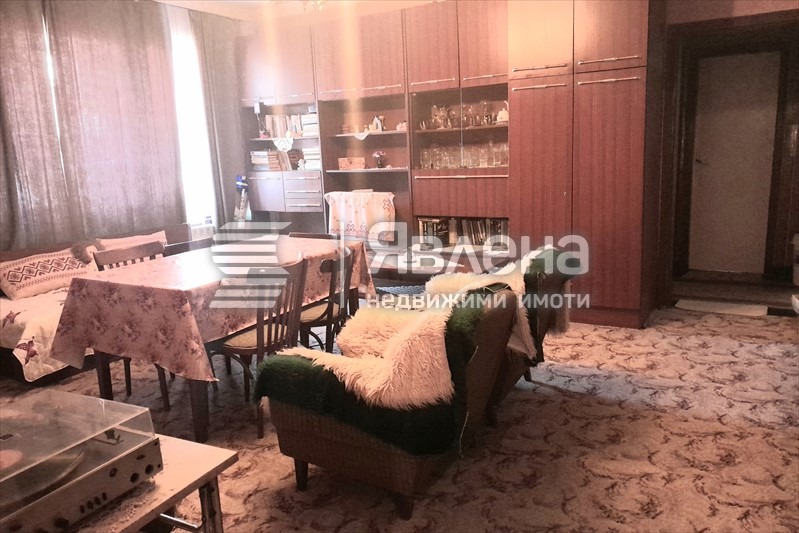 Продава 3-СТАЕН, гр. Чепеларе, област Смолян, снимка 2 - Апартаменти - 55828731