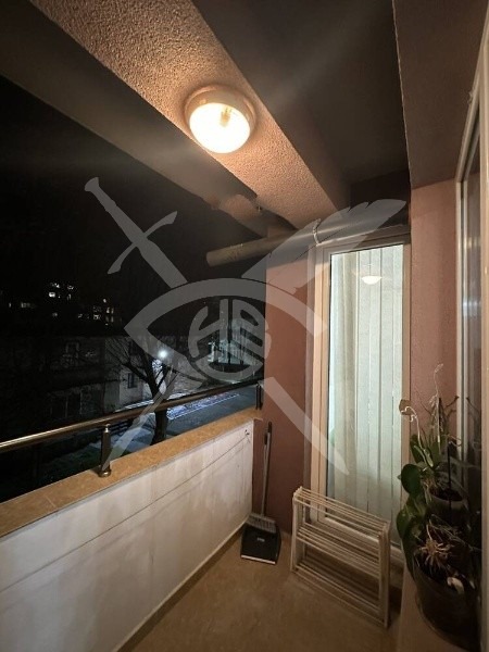 Продава МНОГОСТАЕН, гр. Бургас, Лазур, снимка 7 - Апартаменти - 52610012