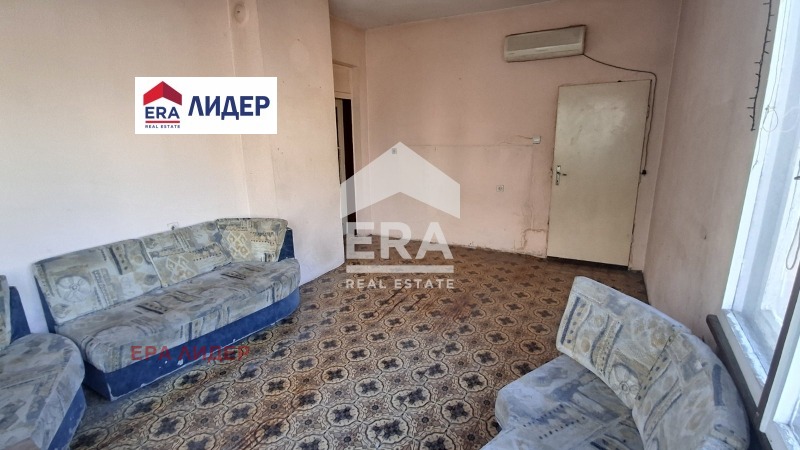 Продава ЕТАЖ ОТ КЪЩА, гр. Русе, Дружба 2, снимка 6 - Етаж от къща - 56015488
