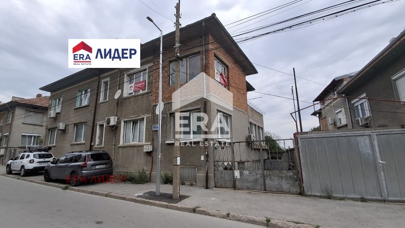 Продава ЕТАЖ ОТ КЪЩА, гр. Русе, Дружба 2, снимка 2 - Етаж от къща - 56015488