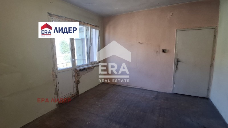 Продава ЕТАЖ ОТ КЪЩА, гр. Русе, Дружба 2, снимка 14 - Етаж от къща - 56015488