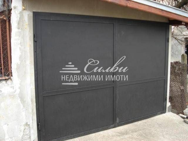 Продава ГАРАЖ, ПАРКОМЯСТО, гр. Шумен, Еверест