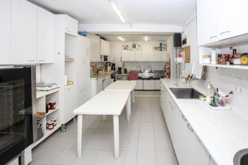 Zu verkaufen  Industriegebäude Sofia , Ljulin 6 , 826 qm | 86744493
