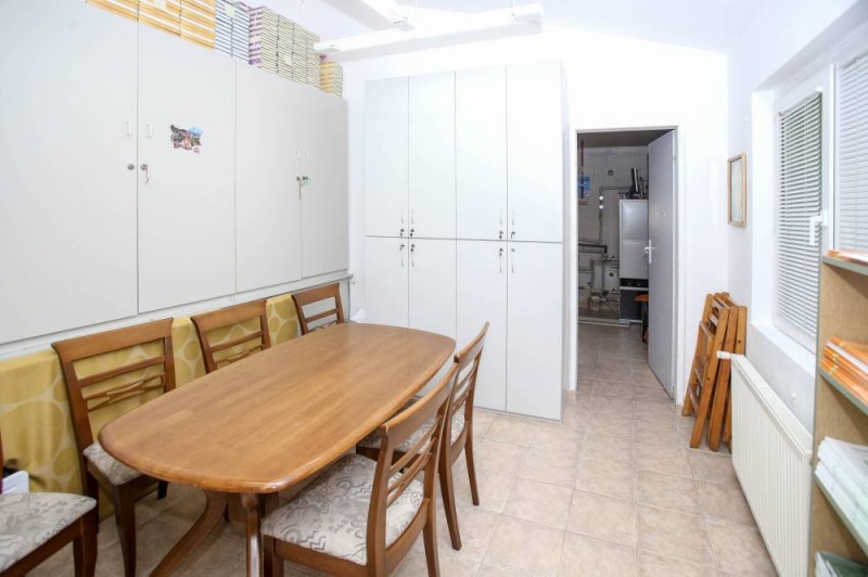 Zu verkaufen  Industriegebäude Sofia , Ljulin 6 , 826 qm | 86744493 - Bild [7]