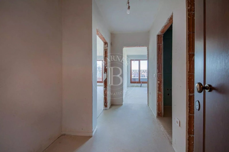 À venda  1 quarto Sofia , Krastova vada , 69 m² | 89563133