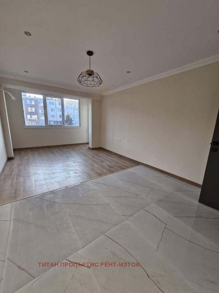 Продава 3-СТАЕН, гр. Бургас, Славейков, снимка 2 - Апартаменти - 52738145