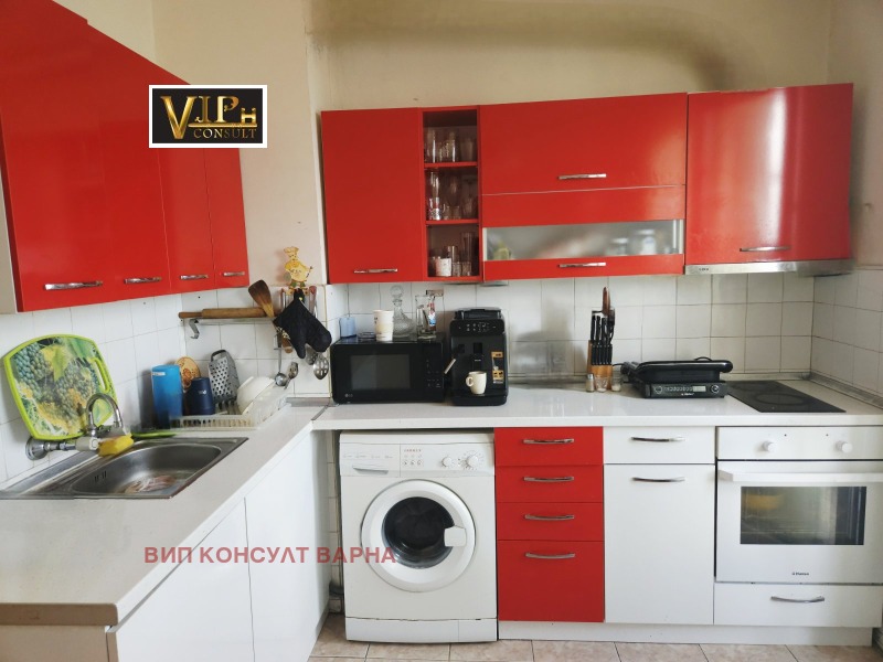 Продается  3 спальни Варна , Погреби , 79 кв.м | 36002810