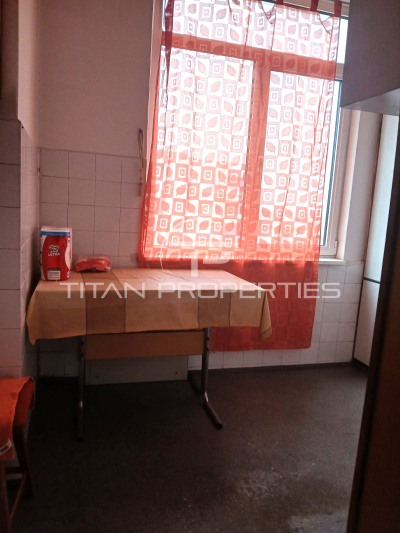 Продава МНОГОСТАЕН, гр. Пловдив, Кючук Париж, снимка 6 - Апартаменти - 52653234