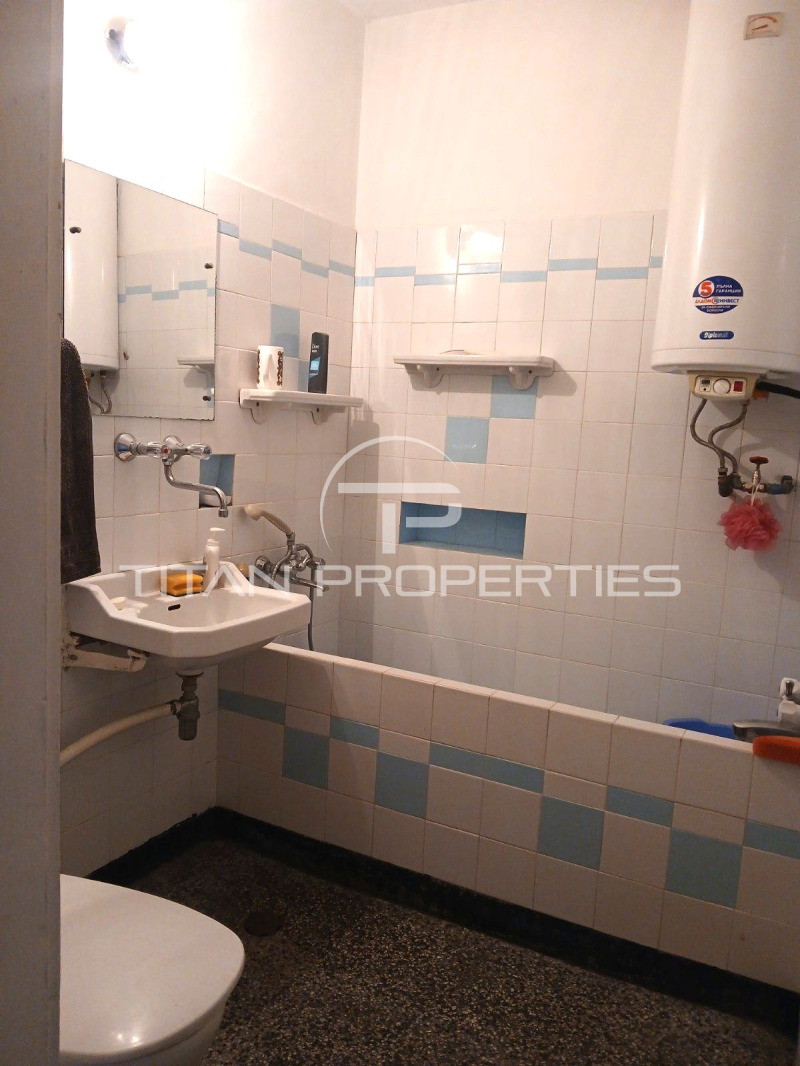 Продава МНОГОСТАЕН, гр. Пловдив, Кючук Париж, снимка 8 - Апартаменти - 52653234