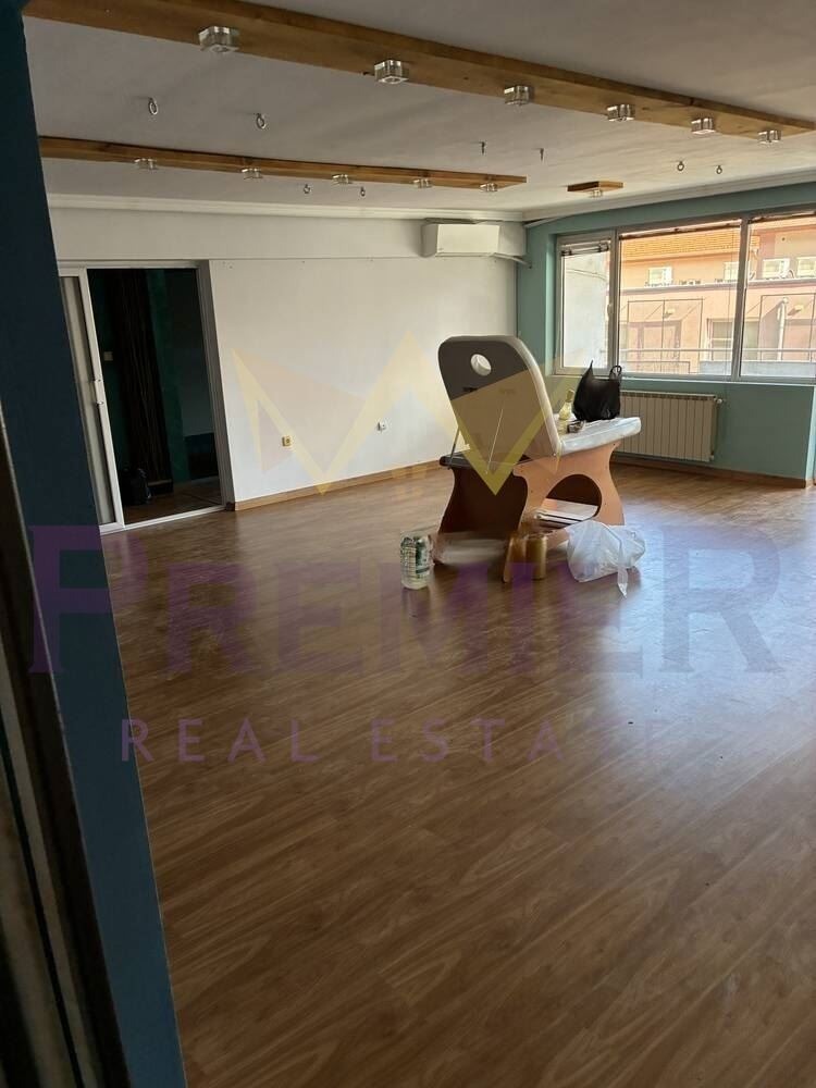 Продава ОФИС, гр. Пловдив, Център, снимка 8 - Офиси - 54278253