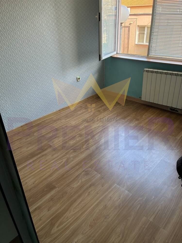 Продава ОФИС, гр. Пловдив, Център, снимка 4 - Офиси - 54278253