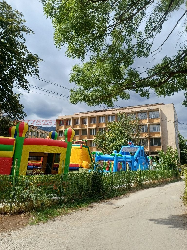 Продава ПРОМ. ПОМЕЩЕНИЕ, гр. Враца, Хранително-вкусова зона