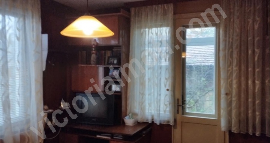 Продава 4-СТАЕН, гр. Велико Търново, Център, снимка 2 - Апартаменти - 54553426