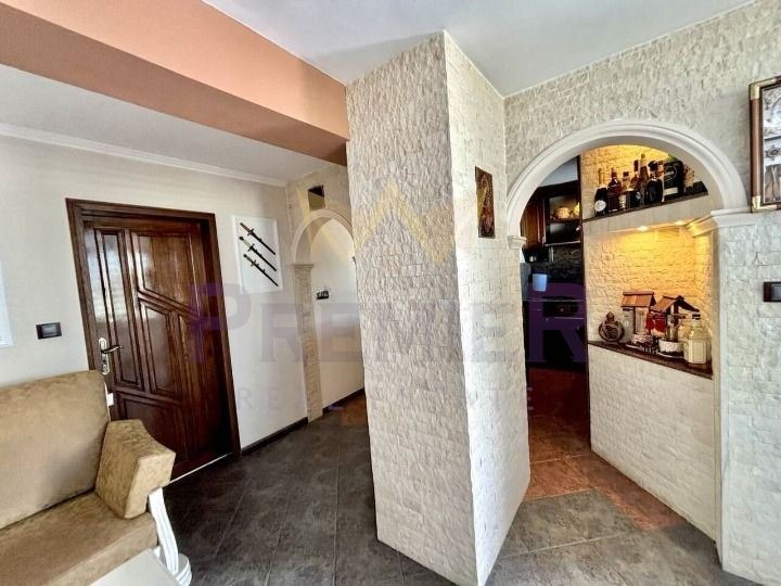 Продается  2 спальни Варна , Колхозен пазар , 98 кв.м | 11705377 - изображение [2]