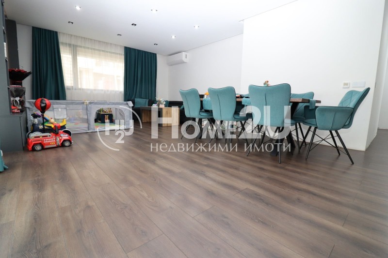 Продава 3-СТАЕН, гр. София, м-т Гърдова глава