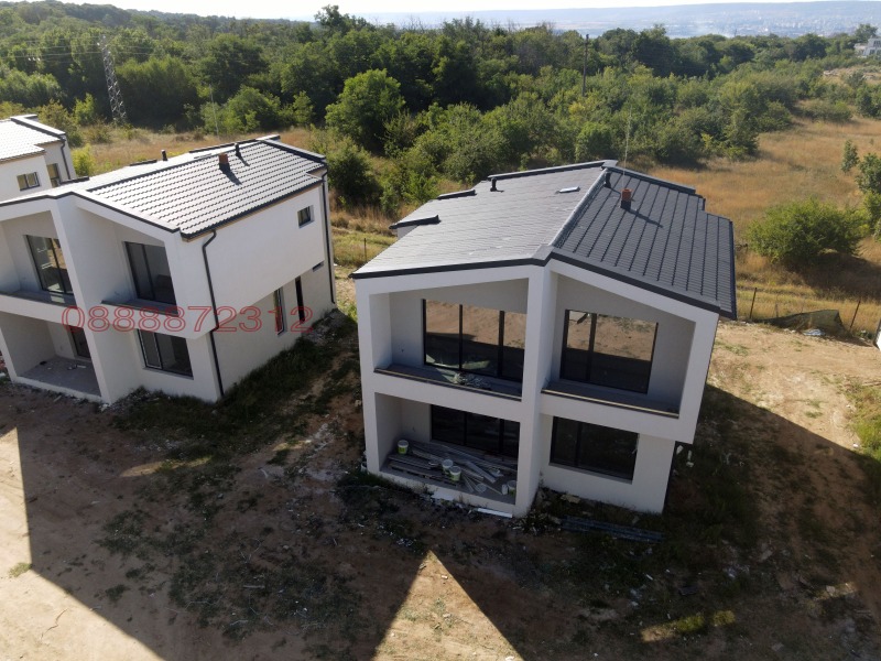 Продава  Къща град Варна , м-т Боровец - север , 197 кв.м | 39976354