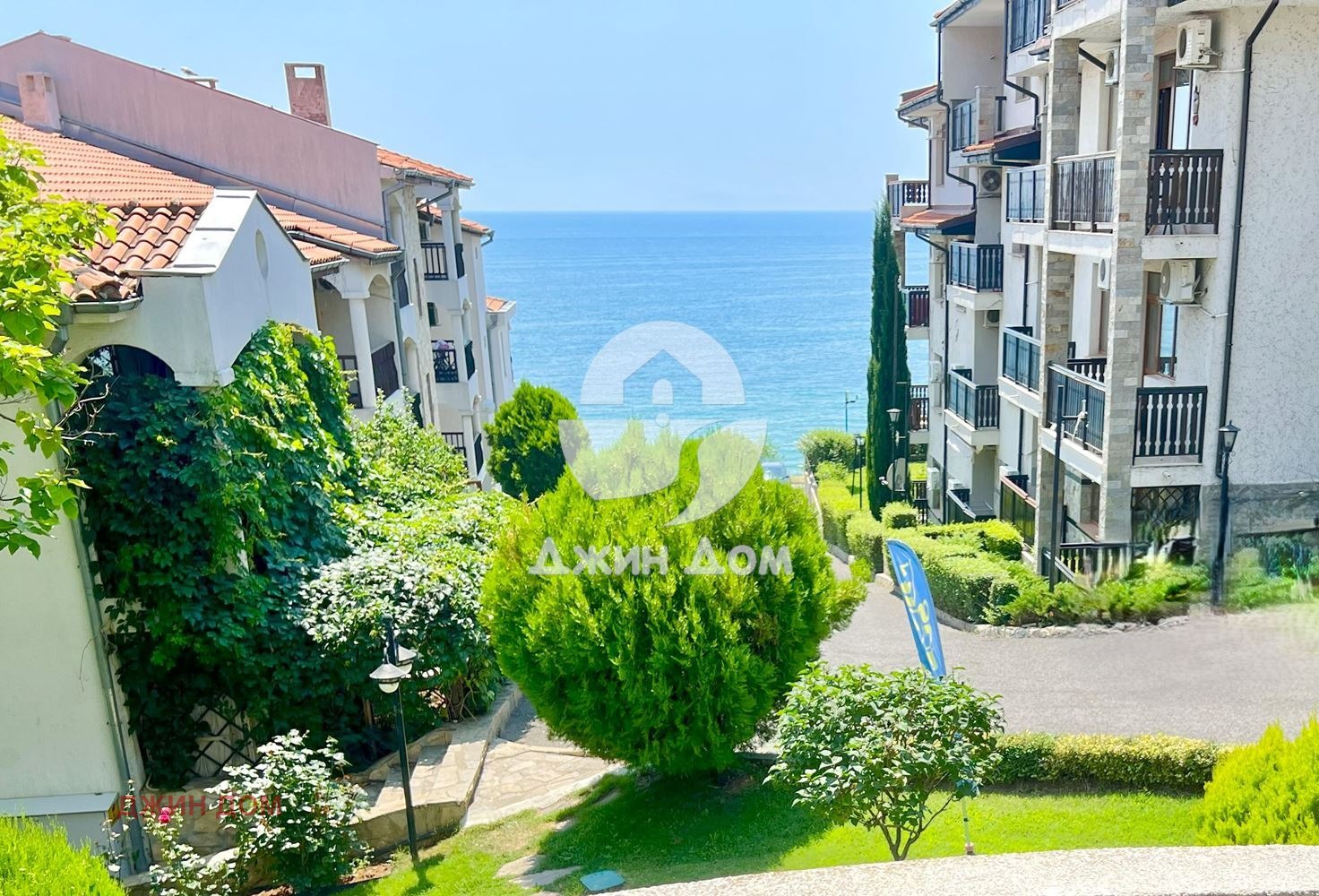 Продава 2-СТАЕН, гр. Свети Влас, област Бургас