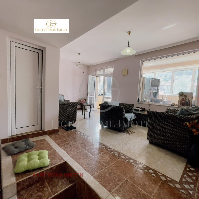 En venta  Oficina Plovdiv , Karshiyaka , 140 metros cuadrados | 92423532 - imagen [12]