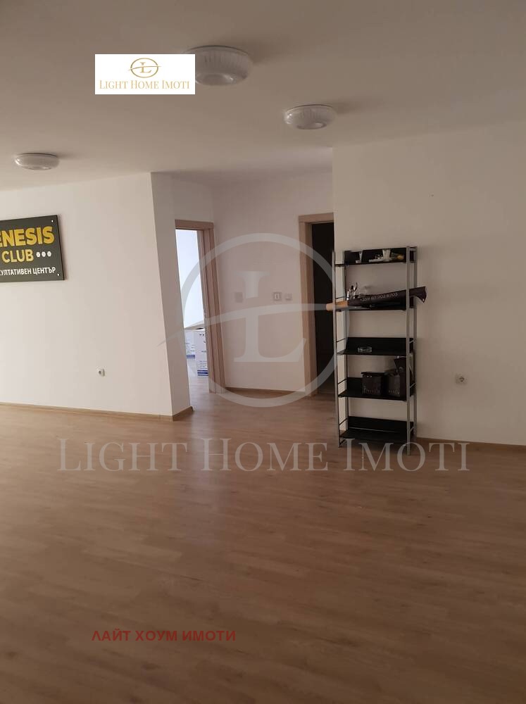 En venta  Oficina Plovdiv , Karshiyaka , 140 metros cuadrados | 92423532 - imagen [3]