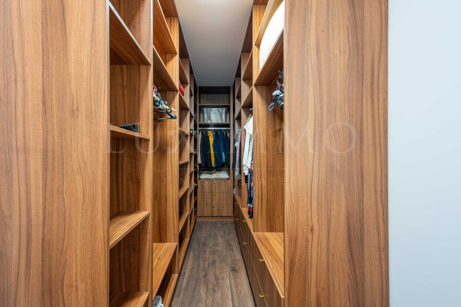 Продава КЪЩА, с. Белащица, област Пловдив, снимка 16 - Къщи - 56253618