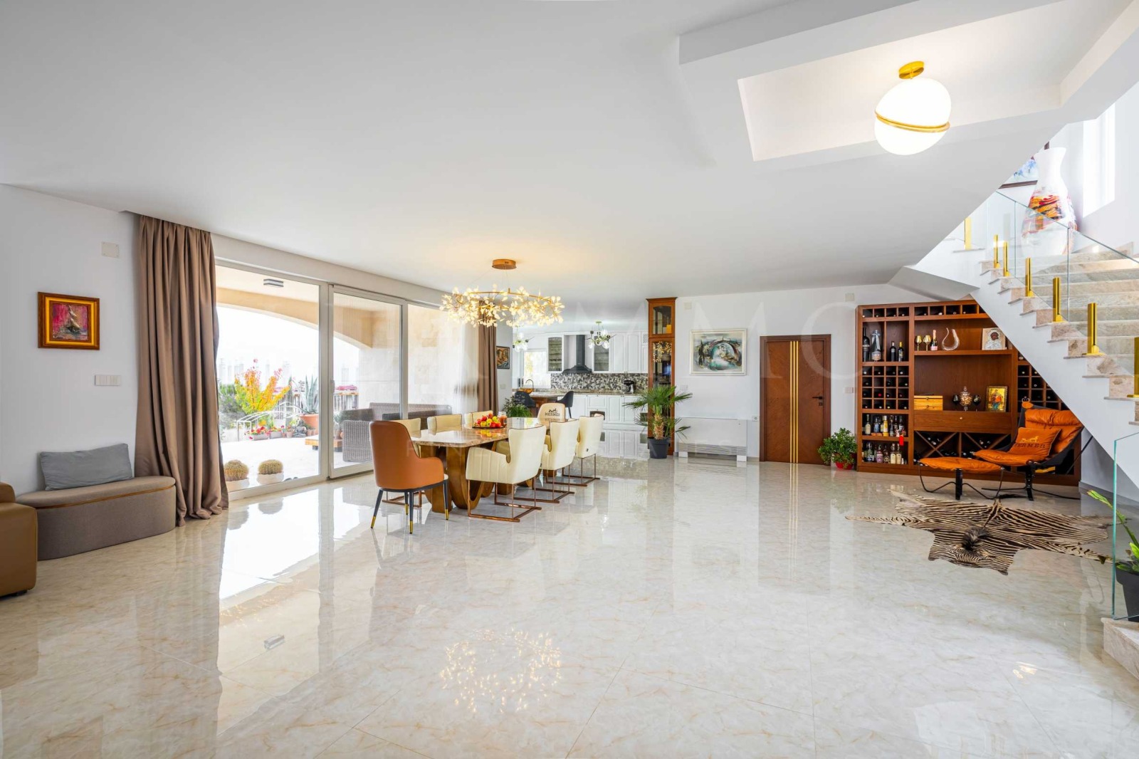 Продава КЪЩА, с. Белащица, област Пловдив, снимка 2 - Къщи - 56253618
