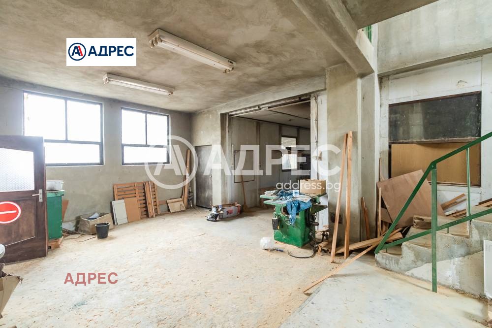 Продава СКЛАД, гр. Варна, с. Звездица, снимка 2 - Складове - 56195804