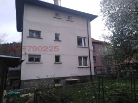 Hus Gulv Samokov, region Sofia 3