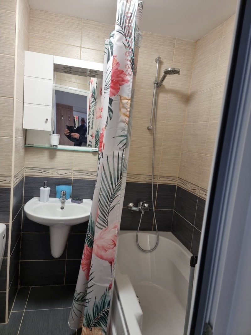 Продается  1 спальня Варна , к.к. Св.Св. Константин и Елена , 65 кв.м | 65949657 - изображение [2]