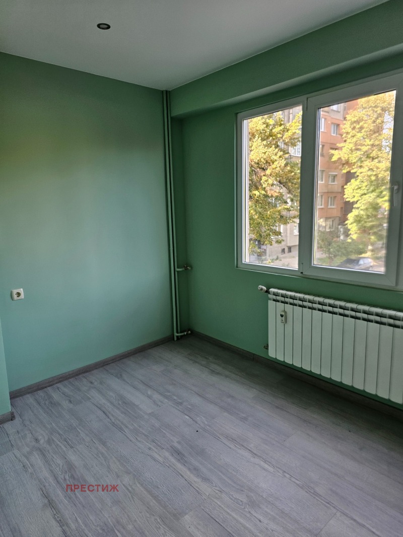 Продава  3-стаен град Перник , Мошино , 67 кв.м | 31280744 - изображение [9]