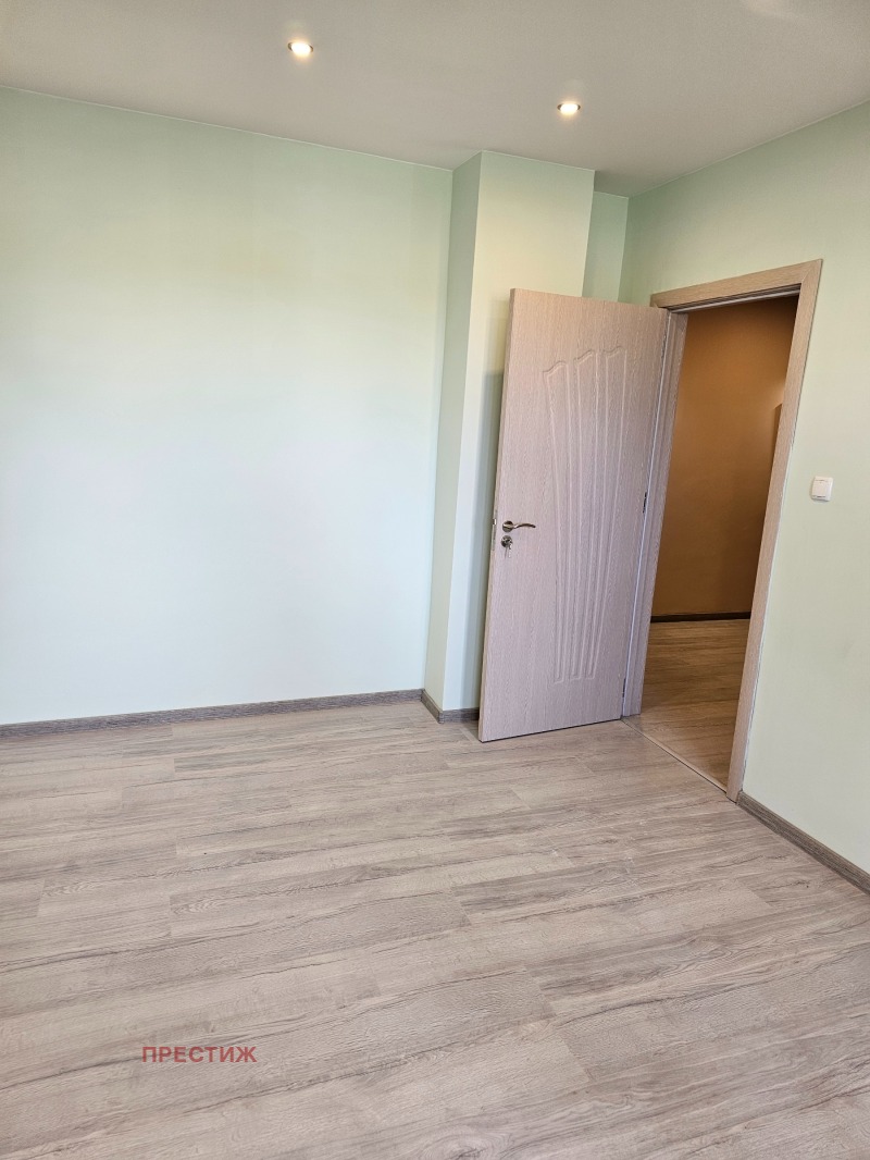 Na sprzedaż  2 sypialnie Pernik , Moszino , 67 mkw | 31280744 - obraz [5]