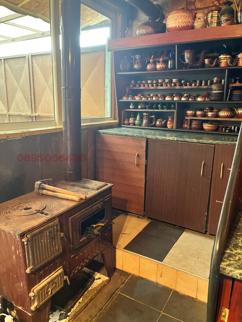 Продава КЪЩА, с. Краводер, област Враца, снимка 12 - Къщи - 52789997