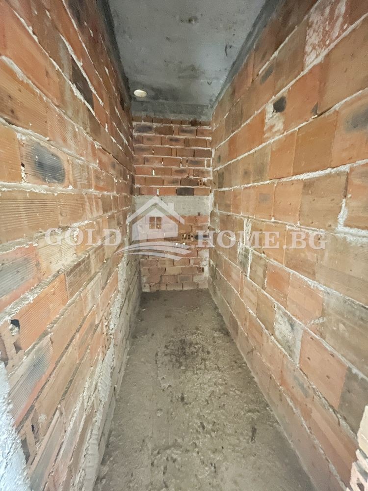 À venda  Casa região Plovdiv , Stroevo , 450 m² | 31639020 - imagem [6]