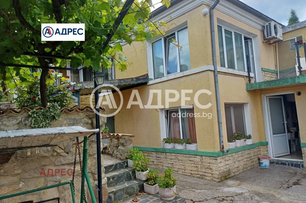 Продава КЪЩА, гр. Варна, Аспарухово, снимка 2 - Къщи - 54273432