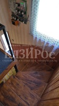 Продава КЪЩА, с. Долно село, област Кюстендил, снимка 8