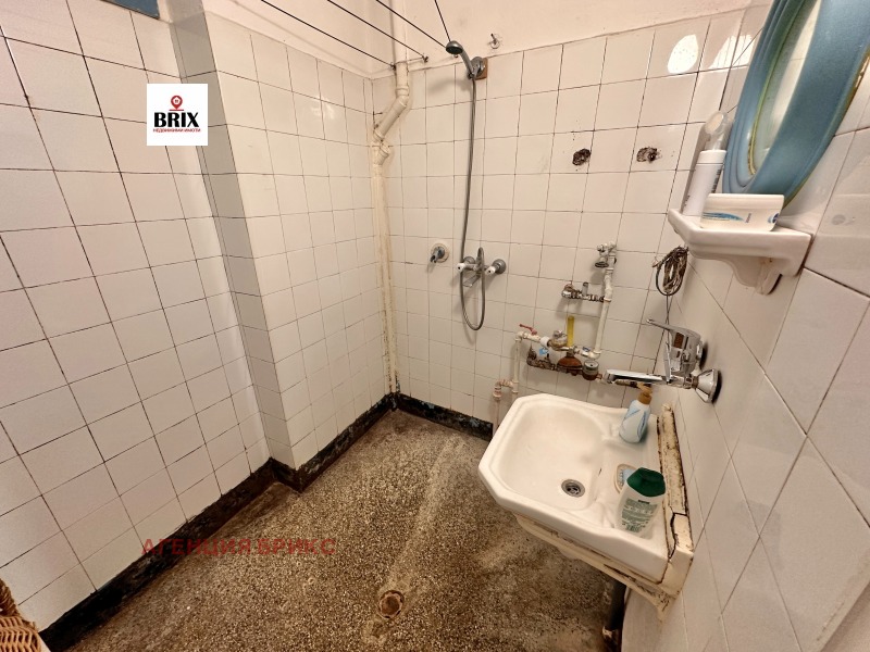 À venda  2 quartos Ruse , Alei Vazrajdane , 81 m² | 81343807 - imagem [13]