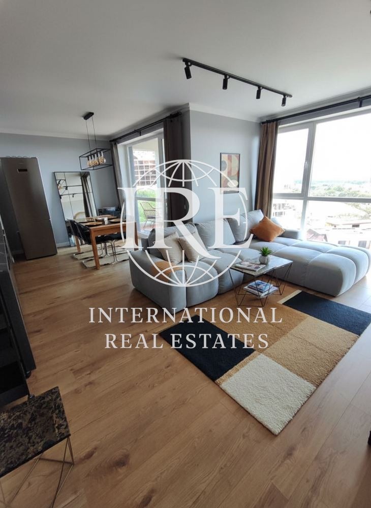 Продава 3-СТАЕН, гр. Варна, Бриз, снимка 2 - Апартаменти - 52526604