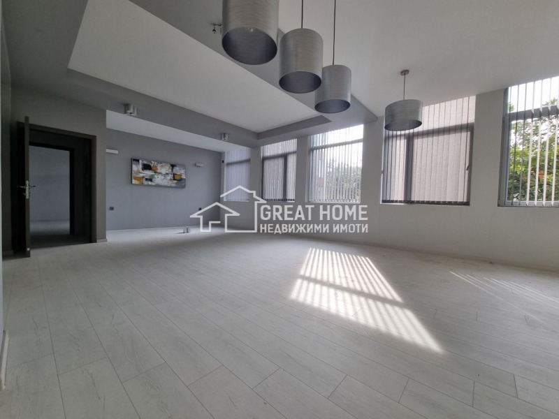 Na prodej  3 ložnice Targovište , Centar , 120 m2 | 93434698