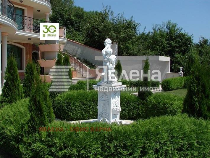 Продава ХОТЕЛ, гр. Варна, к.к. Св.Св. Константин и Елена, снимка 4 - Хотели - 54384019