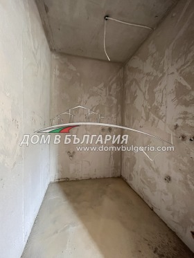 3-стаен град Варна, Кайсиева градина 4