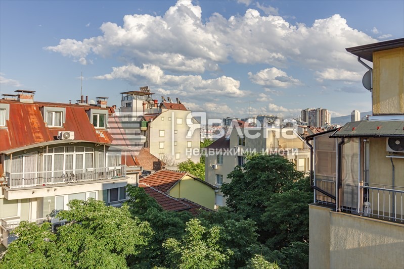 Продава 4-СТАЕН, гр. София, Център, снимка 6 - Апартаменти - 55600228