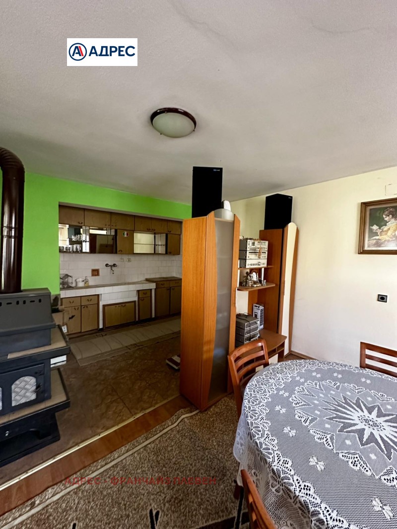 Продава КЪЩА, гр. Априлци, област Ловеч, снимка 16 - Къщи - 52599988