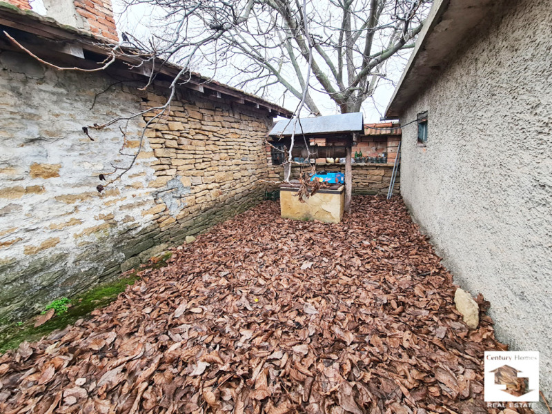 Продава КЪЩА, с. Дъскот, област Велико Търново, снимка 14 - Къщи - 52664517