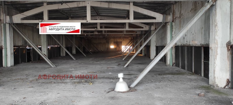 À venda  Construção industrial região Stara Zagora , Tchirpan , 5000 m² | 81384324 - imagem [6]