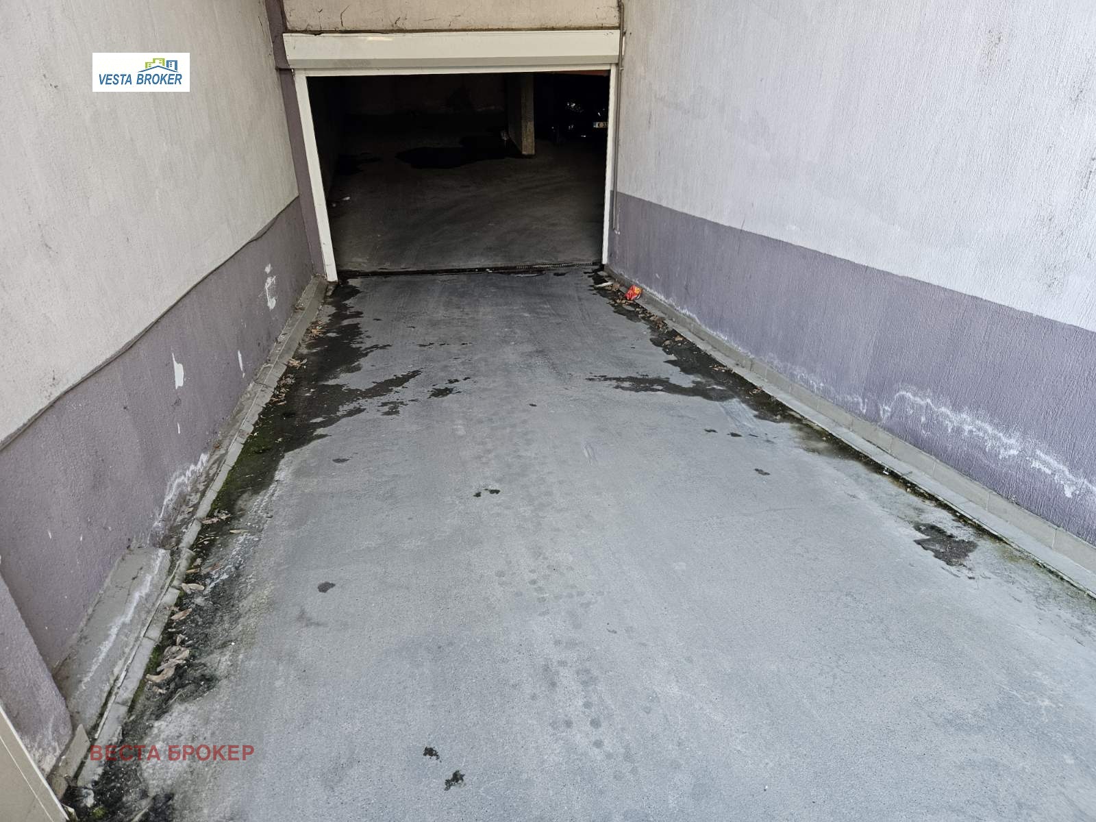 Продава ГАРАЖ, ПАРКОМЯСТО, гр. Кърджали, Център, снимка 3 - Гаражи и паркоместа - 54553174