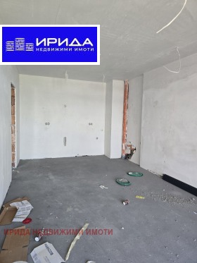 2 makuuhuonetta Darvenitsa, Sofia