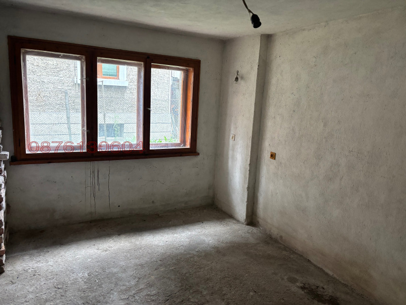 На продаж  1 спальня область Ловеч , Троян , 64 кв.м | 67216818
