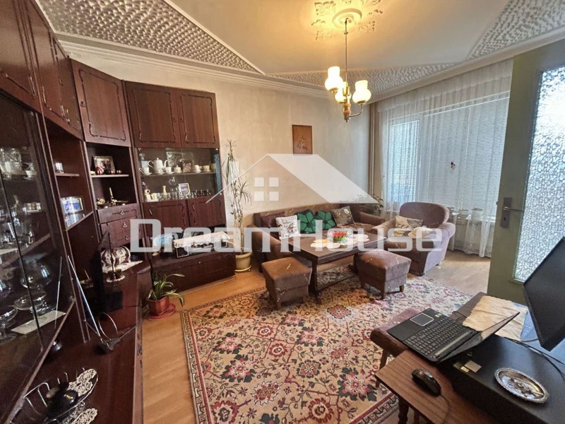 Продава  3-стаен град Пловдив , Тракия , 85 кв.м | 51955851