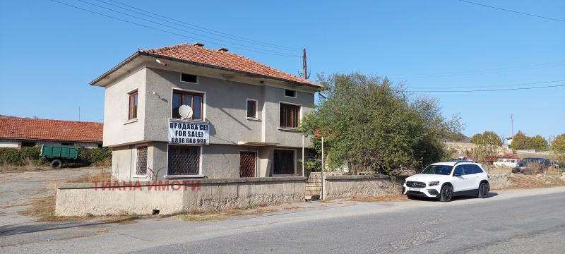 Продава  Къща област София , с. Петрич , 120 кв.м | 81586052