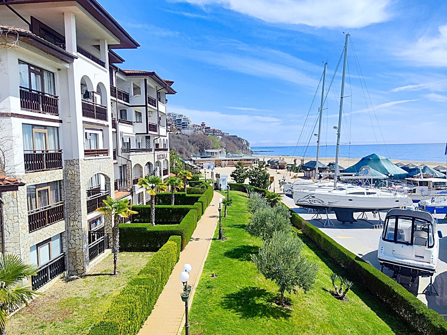 Продава 2-СТАЕН, гр. Свети Влас, област Бургас