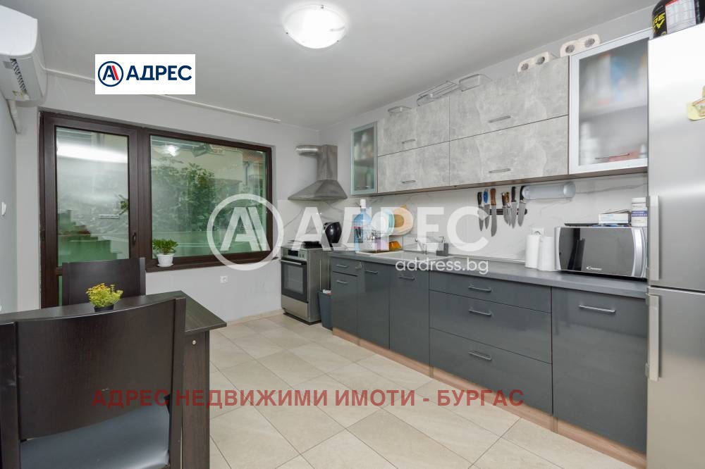 Продава КЪЩА, гр. Бургас, Сарафово, снимка 2 - Къщи - 53826629